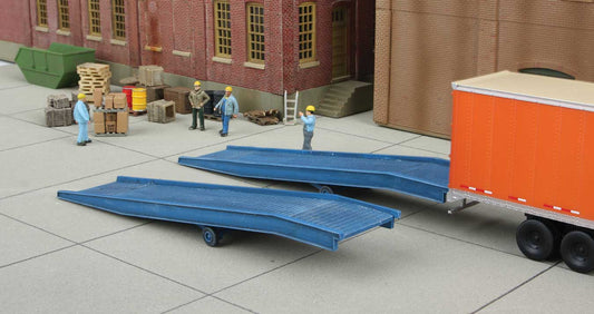 HO Scale Walthers Cornerstone Loading Ramps - pkg(2)