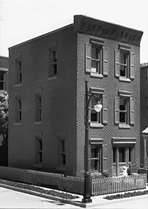 HO Scale Design Preservation Models Townhouse #3