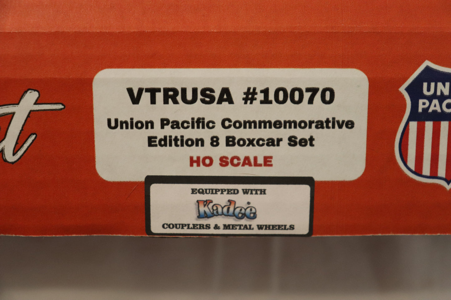 Value Trains Union Pacific Commemorative Edition 8 Boxcar Set