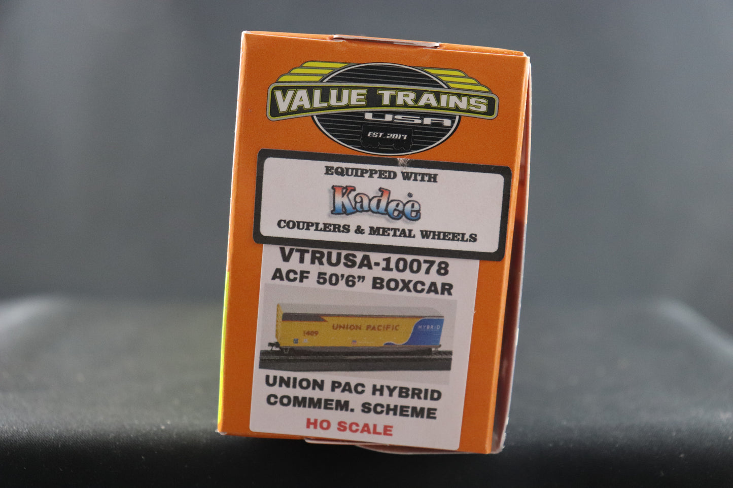 Value Trains Y409 Hybrid Commem Boxcar