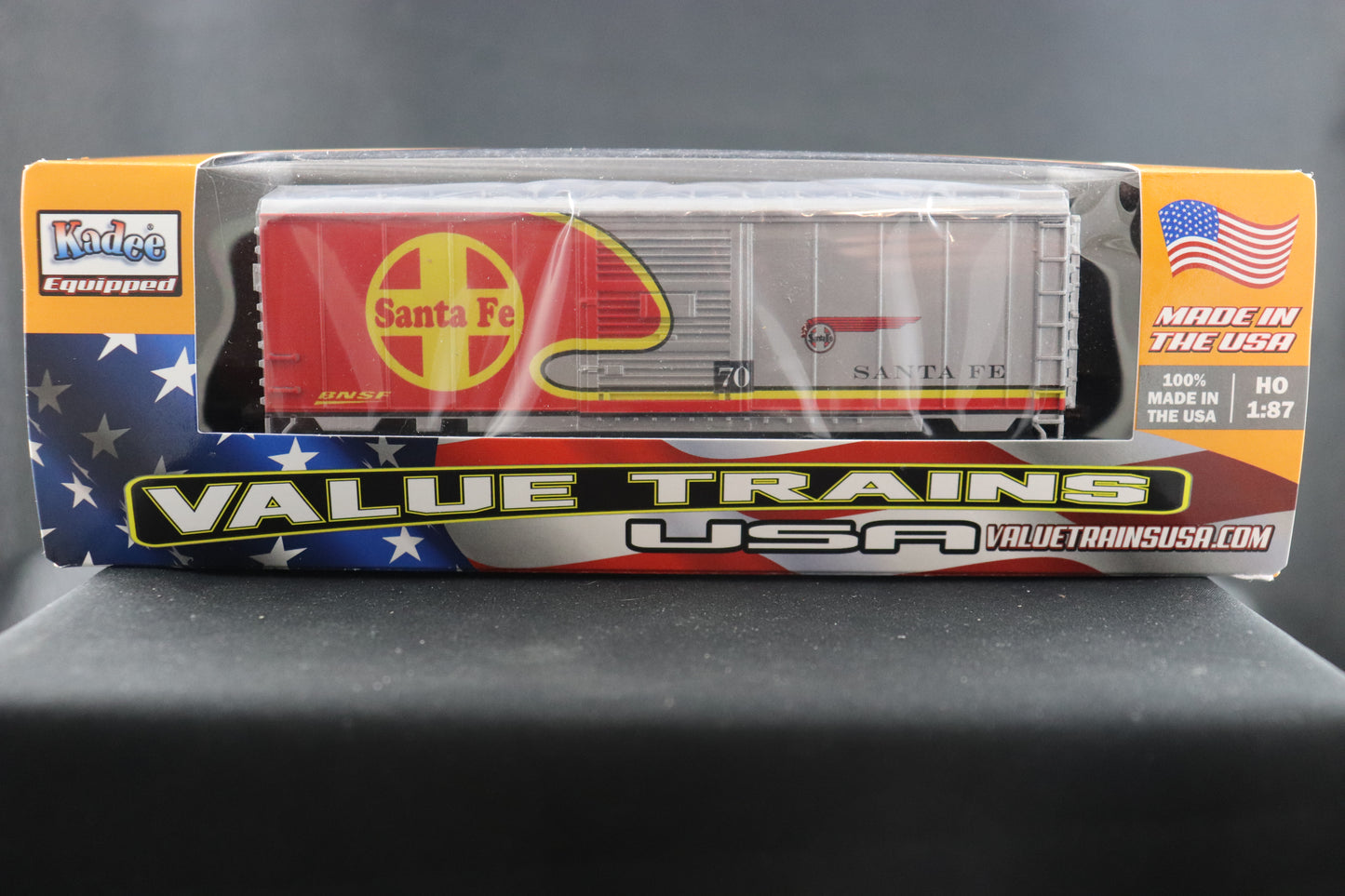 Value Trains 40' PS-1 Santa Fe Heritage Boxcar #40-207