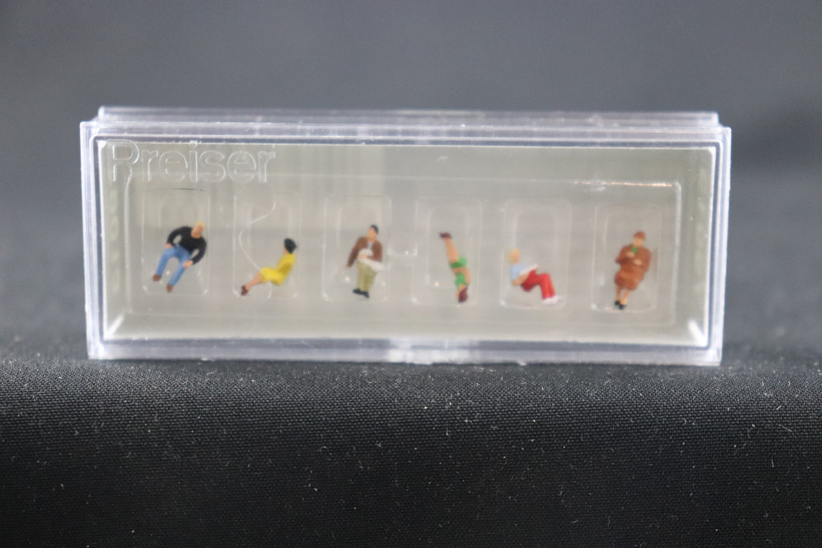 N Scale Preiser Seated Persons