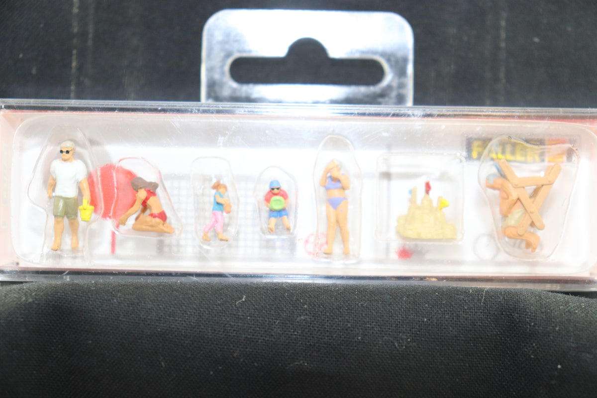 HO Scale Faller Beach Day Figures #151734