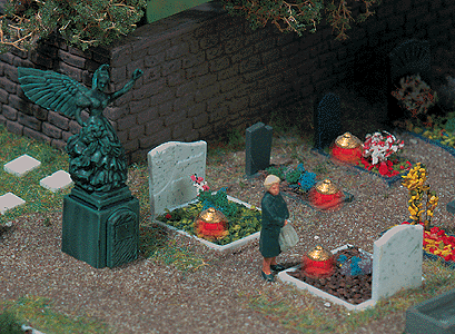 HO Scale Busch Gmbh & Co Kg Four Graves w/Lamps & Angel Statue