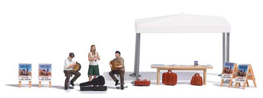 HO Scale Busch Gmbh & Co Kg Street Musicians Miniature Scene