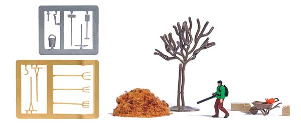 HO Scale Busch Gmbh & Co Kg Leaf Blower Miniature Scene
