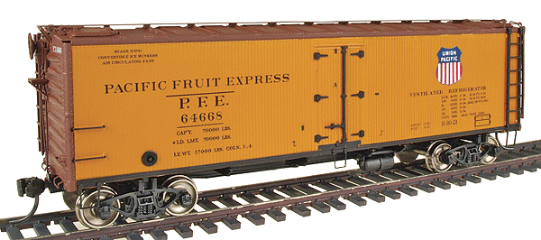 HO Scale Intermountain R-30-21 Wood Refrigerator Car PFE Single Herald