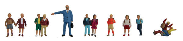 HO Scale Walthers SceneMaster Elementary School Class