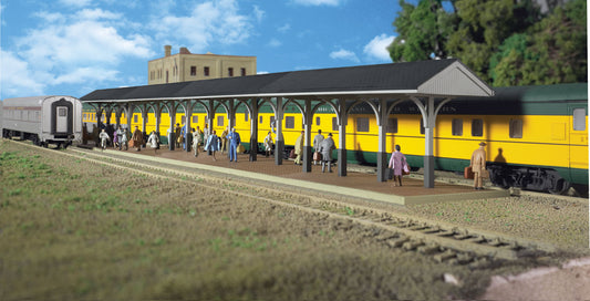 HO Scale Walthers Cornerstone Wood Station Shed & Platform