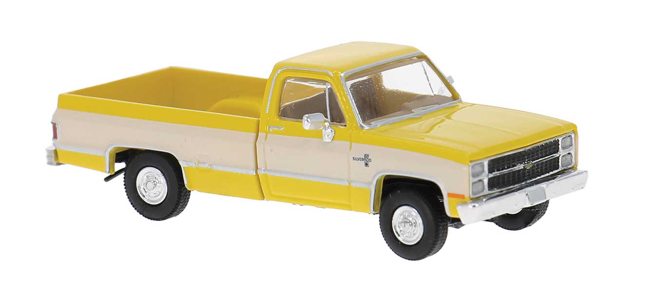 HO Scale Brekina Automodelle 1981 GMC Sierra Grande Pickup Truck