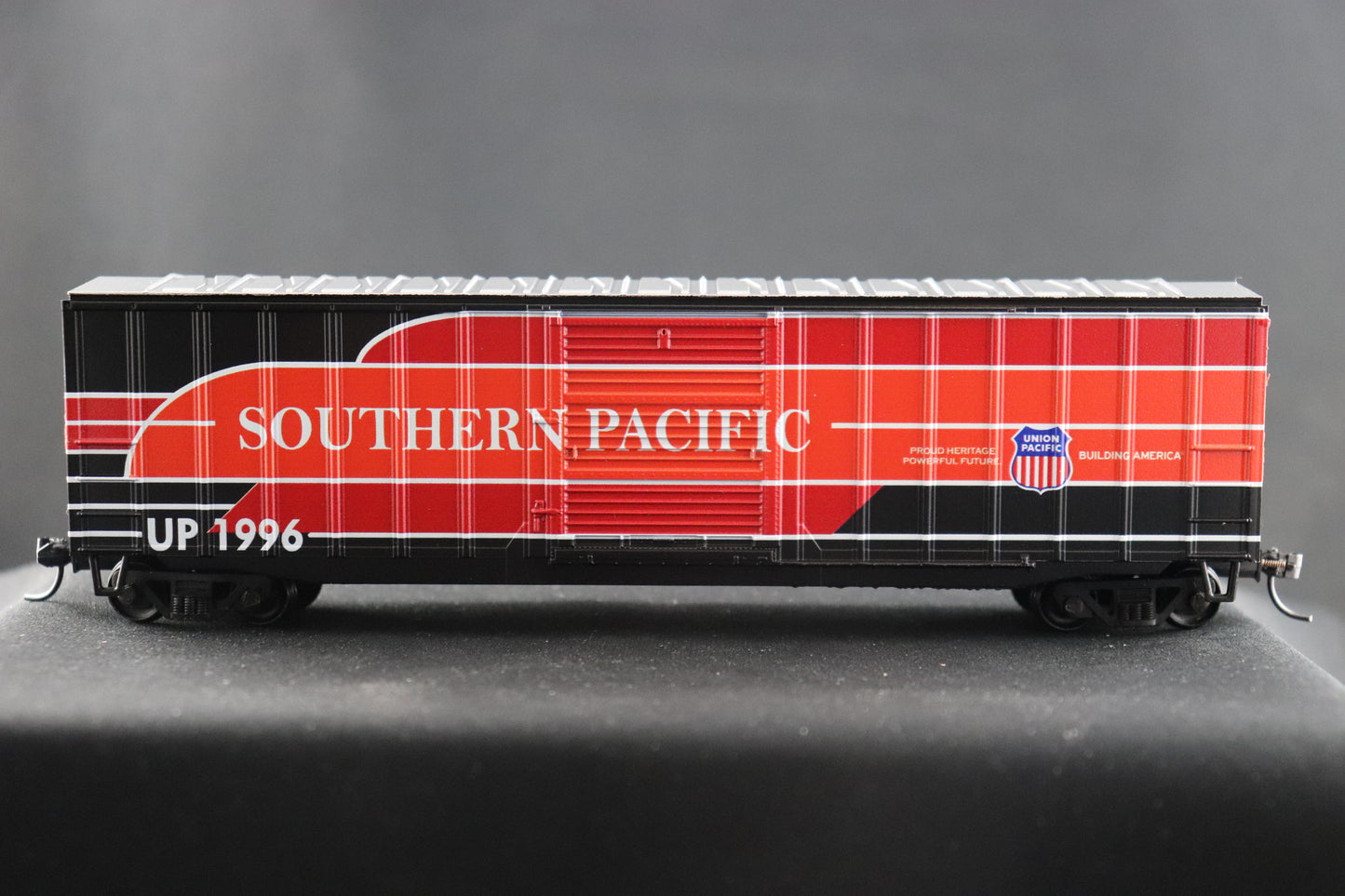 Value Trains Southern Pacific Heritage Boxcar