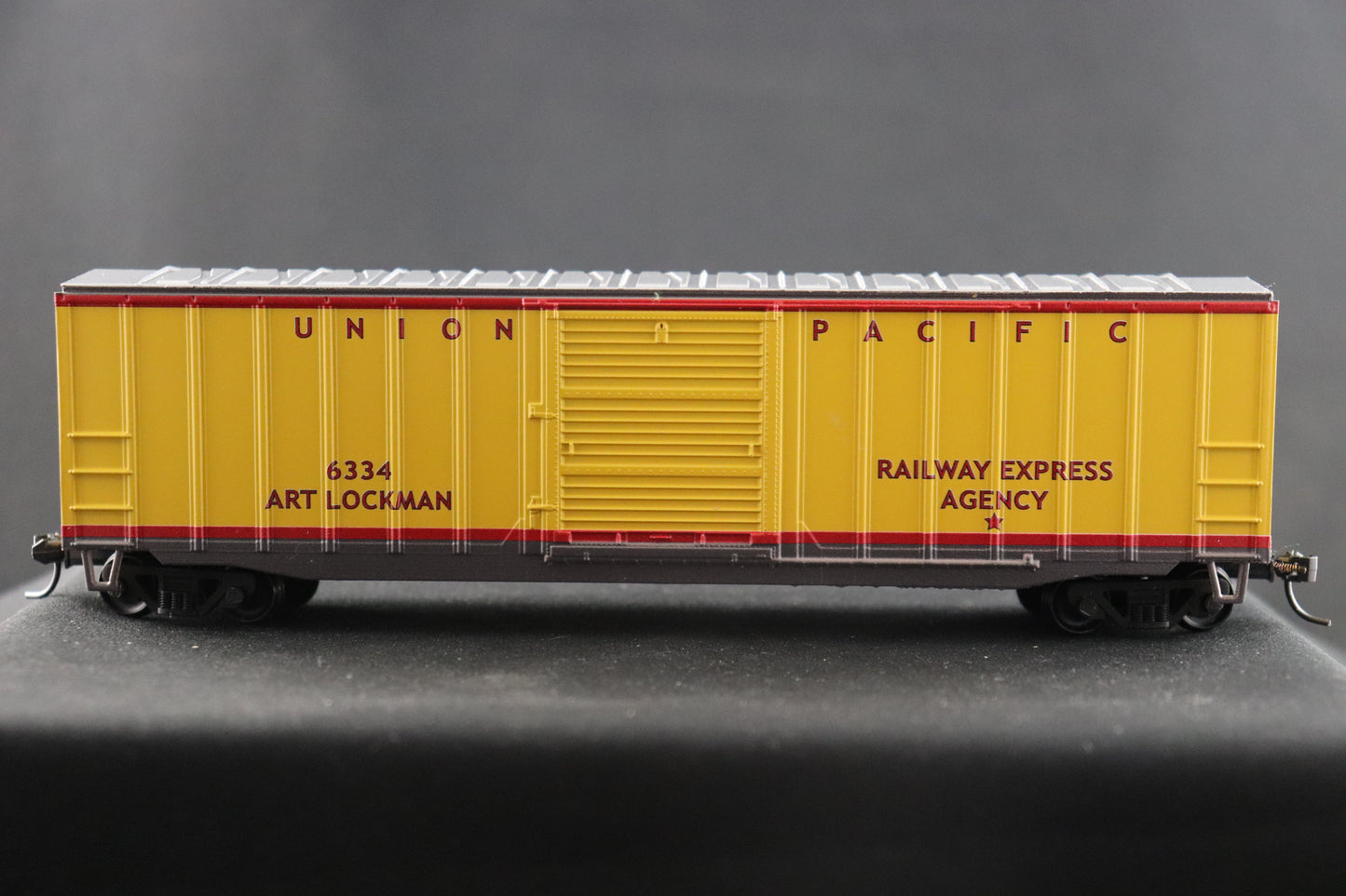 Value Trains Art Lockman Heritage Boxcar