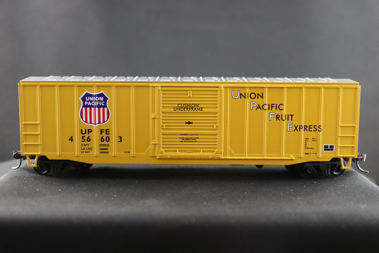 Value Trains Union Pacific Fruit Express Boxcar