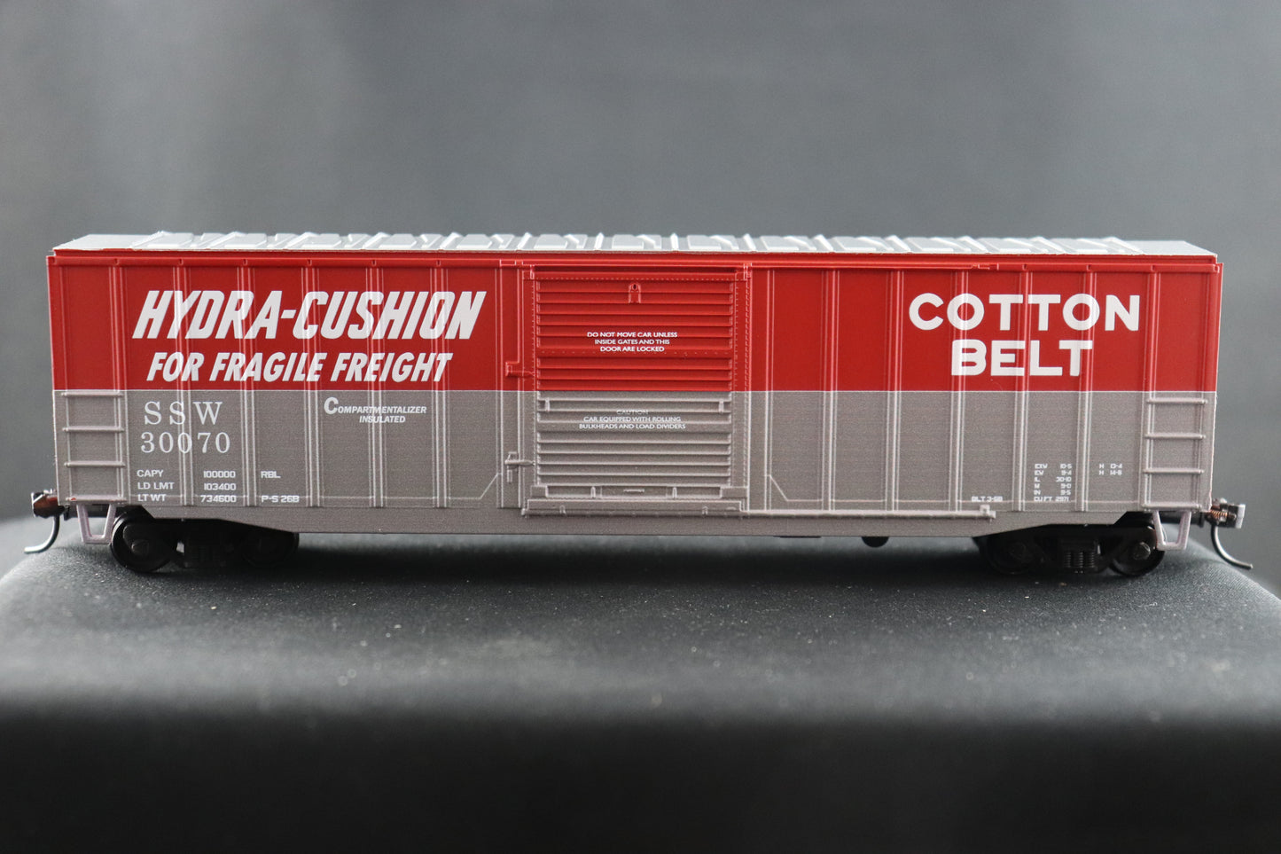 Value Trains Cotton Belt Two Tone Boxcar #30070