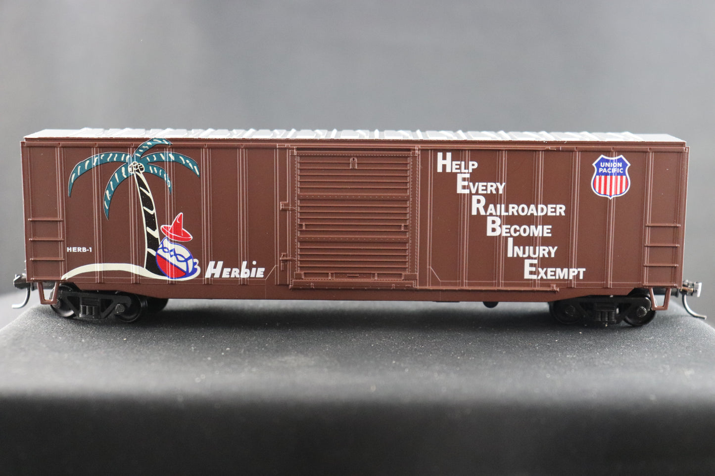 Value Trains Union Pacific Herbie Boxcar