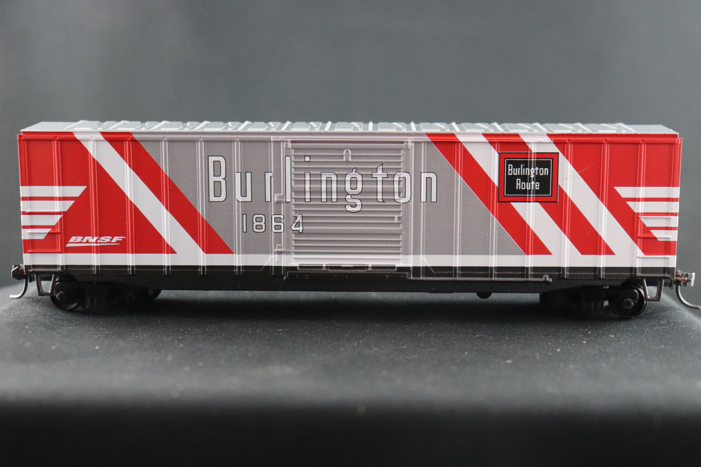 Value Trains Burlington Heritage Boxcar