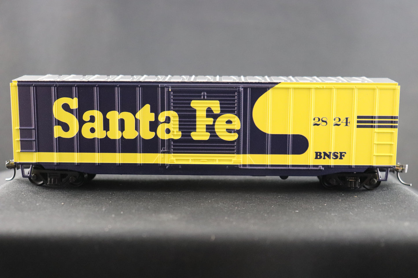 Value Trains Santa Fe Blue & Yellow Boxcar