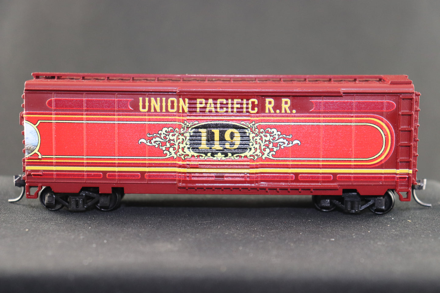 Value Trains 40' PS-1 UP 119 Commem Boxcar