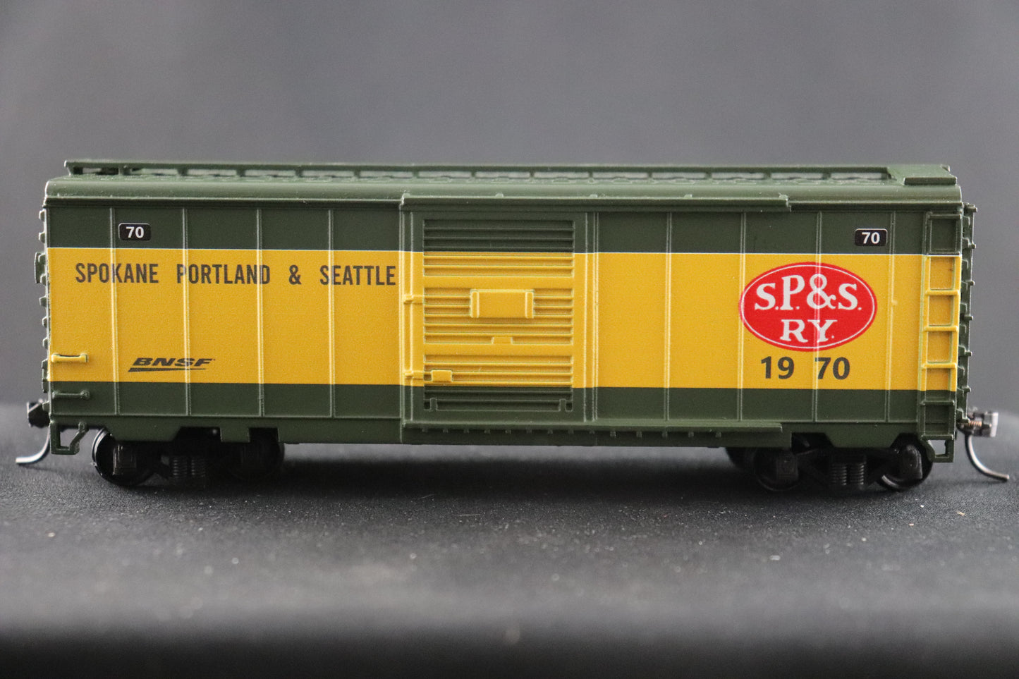Value Trains 40' PS-1 Spokane Portland & Seattle Heritage Boxcar #40-211