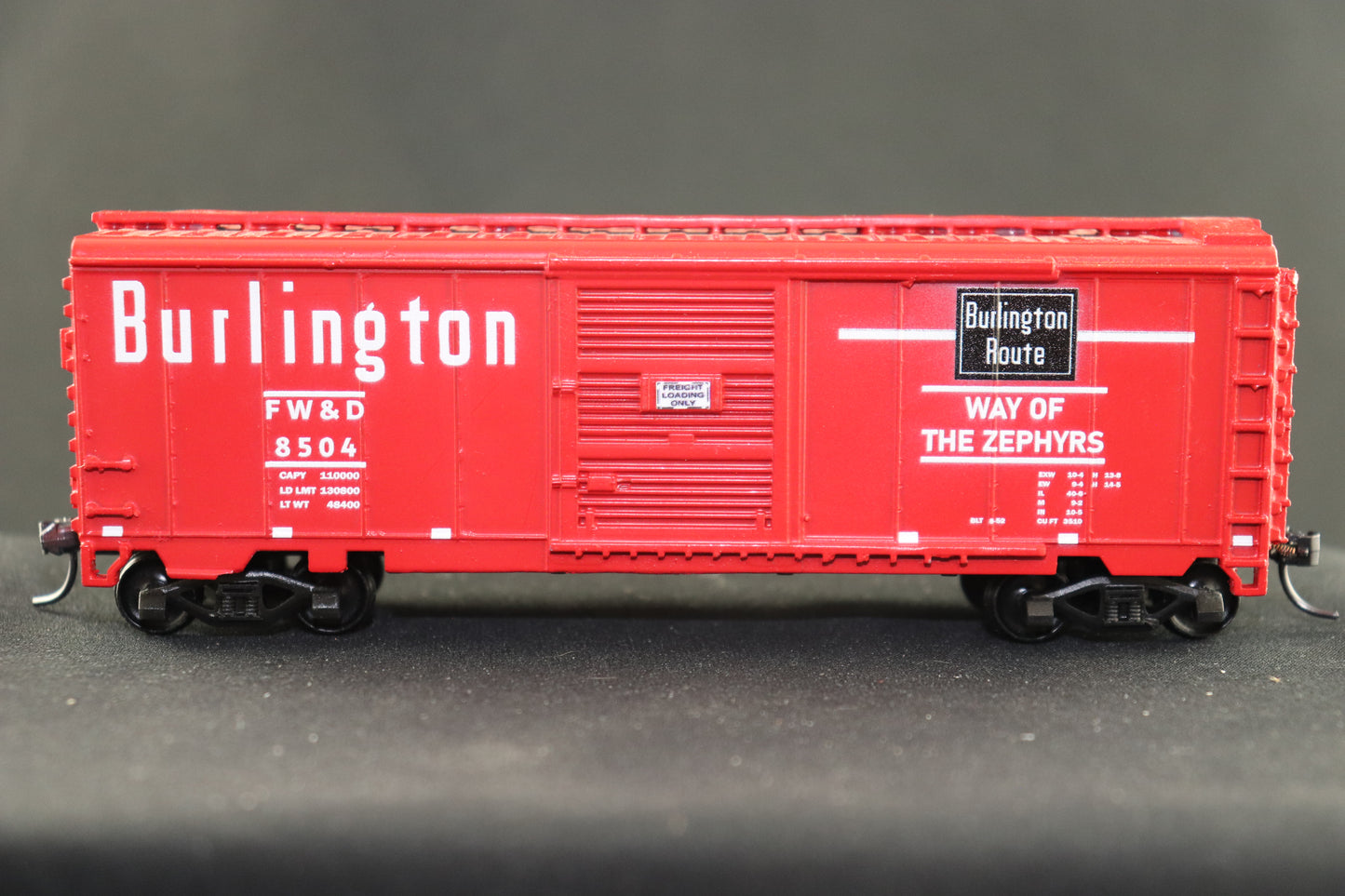 Value Trains 40' PS-1 Burlington "Way of Zephyrs" Boxcar #8504