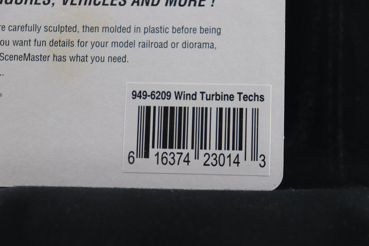 HO Scale Walthers Scene Masters Wind Turbine Techs 949-6209