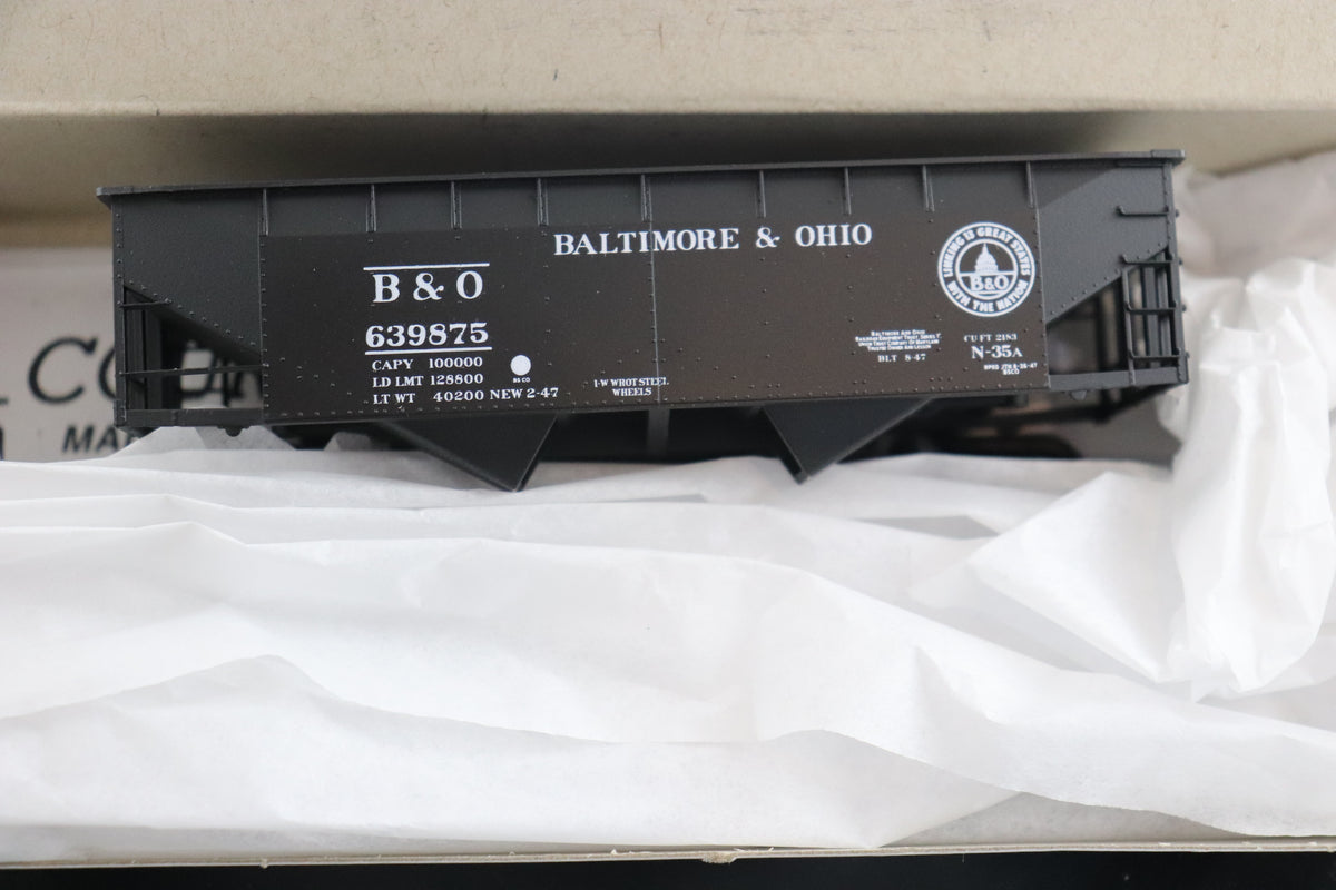 HO Scale Accurail Offset Twin Hopper 639875 N-35a #81902 B&O