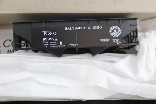 HO Scale Accurail Offset Twin Hopper 639875 N-35a #81902 B&O