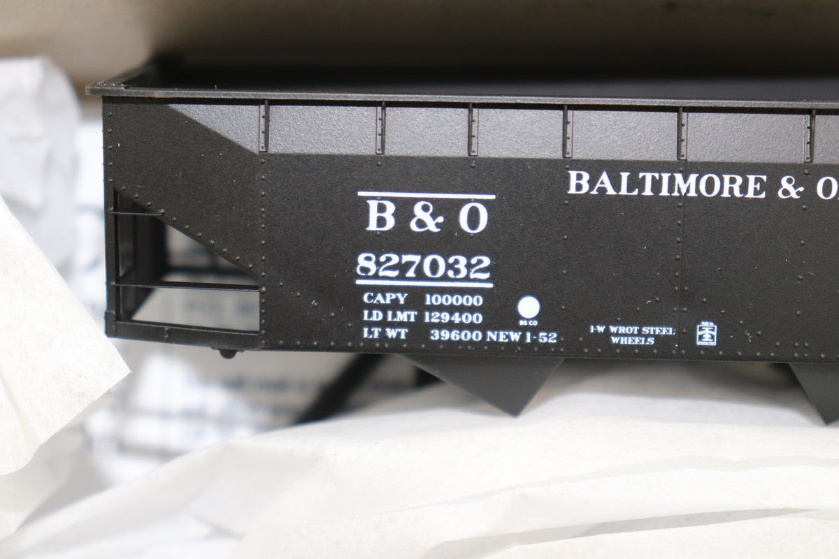 HO Scale Accurail Offset Twin Hopper 827032 N-41 #81903 B&O