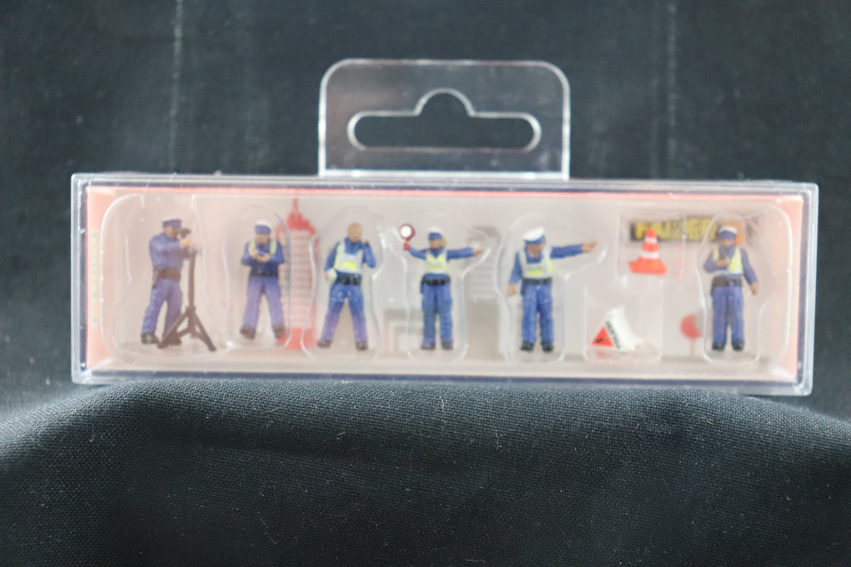 HO Scale Faller Traffic Control Figures #151713