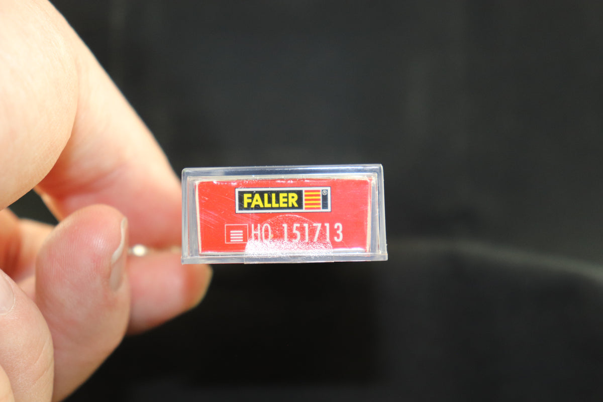 HO Scale Faller Traffic Control Figures #151713