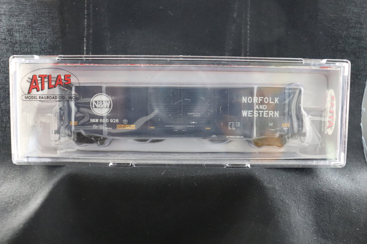 N Scale Atlas N ACF 60' Single Door Auto Parts Box Car Norfolk & Western #600928