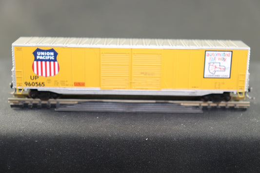 N Scale Atlas N ACF 60' Single Door Auto Parts Box Car UP Automated Railway #960565