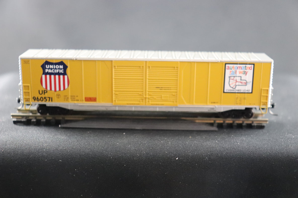 N Scale Atlas N ACF 60' Single Door Auto Parts Box Car UP Automated Railway #960571