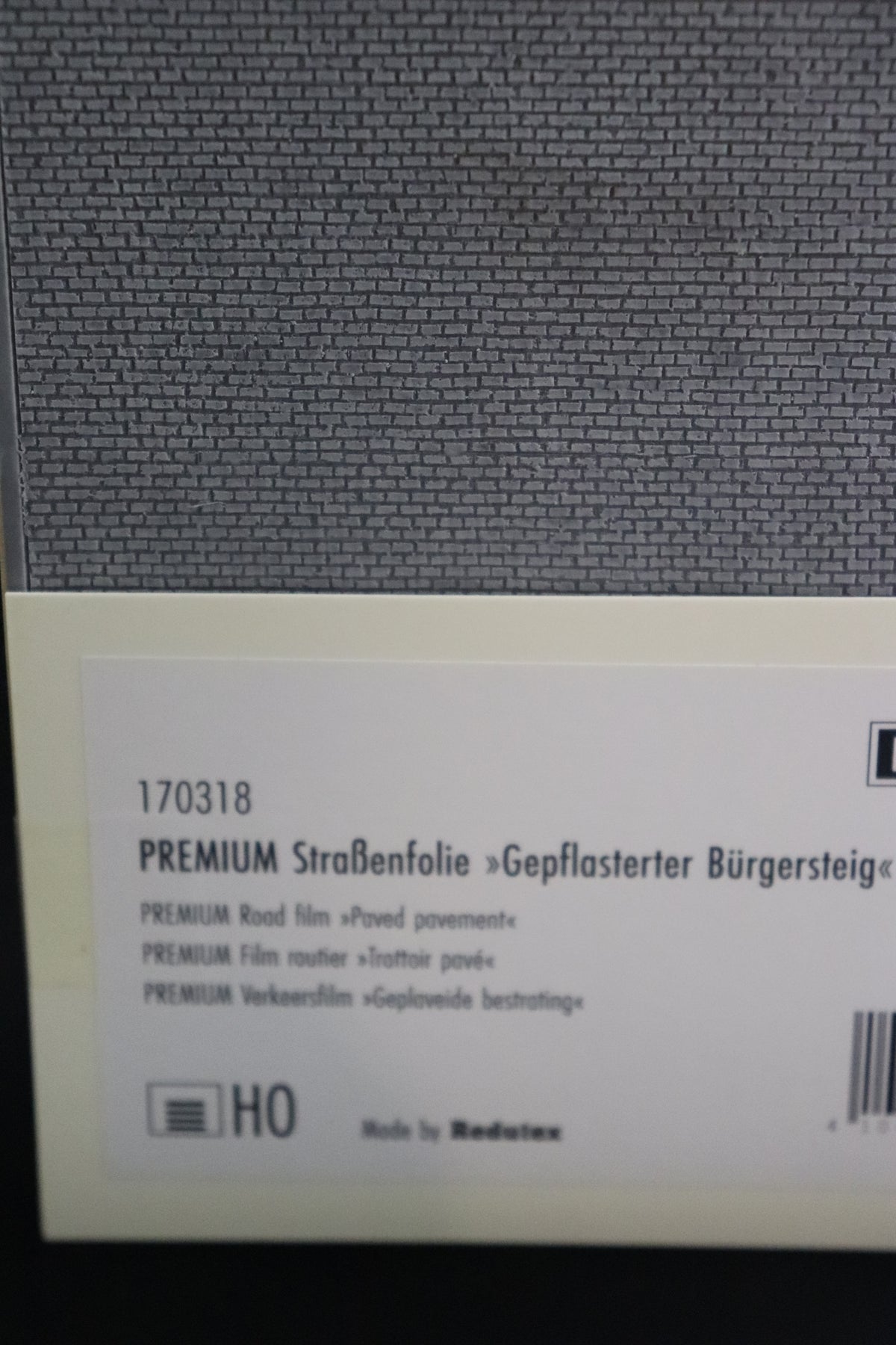HO Scale Faller Premium Road film #170318