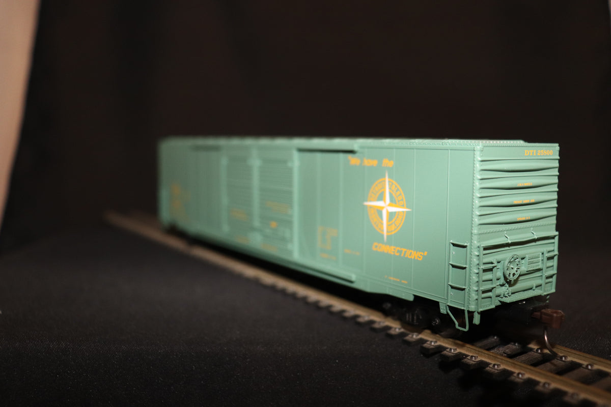 HO Scale Atlas 60' ACF Auto Parts Boxcar Detroit Toledo & Ironton #25800