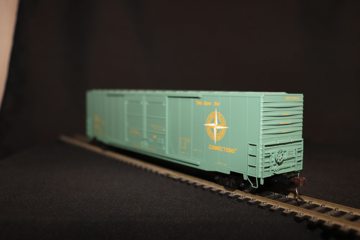HO Scale Atlas 60' ACF Auto Parts Boxcar Detroit Toledo & Ironton #25811