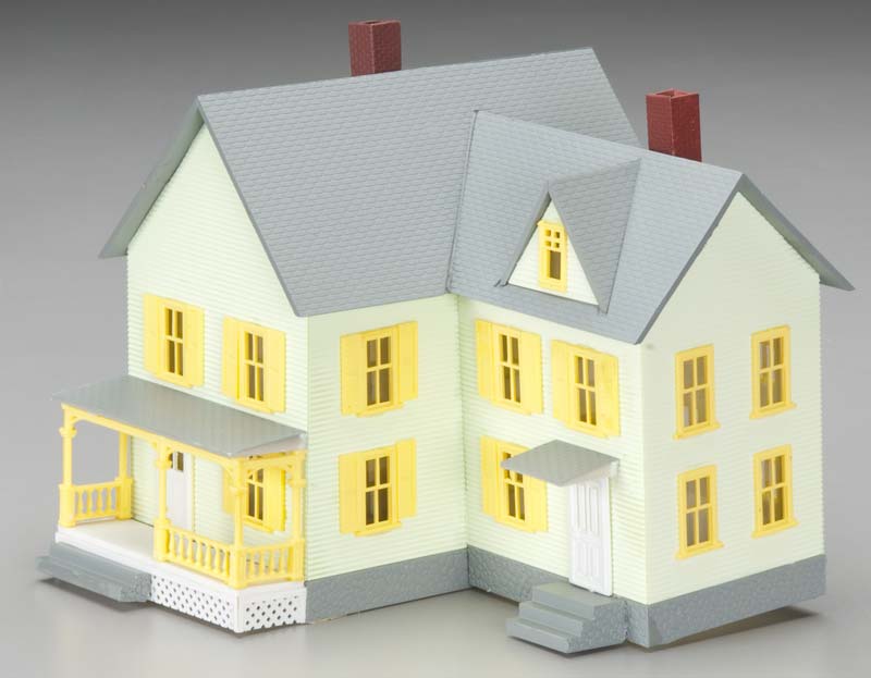 HO Scale Model Power 780 Dr. Andrew's House Lighted w/ 2 Figures