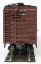 Load image into Gallery viewer, HO Scale WalthersMainline 40&#39; Association of American Railroads 1944 Boxcar - Ready to Run SF#139150
