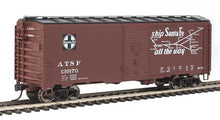 Load image into Gallery viewer, HO Scale WalthersMainline 40&#39; Association of American Railroads 1944 Boxcar - Ready to Run SF# 139170
