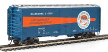 Load image into Gallery viewer, HO Scale WalthersMainline 40&#39; Association of American Railroads 1944 Boxcar - Ready to Run B&amp;O #467071
