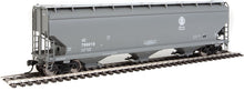 Load image into Gallery viewer, HO Scale WalthersMainline 60&#39; NSC 5150 3-Bay Covered Hopper - Ready to Run IC #799218
