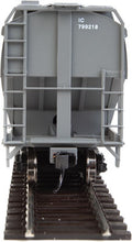 Load image into Gallery viewer, HO Scale WalthersMainline 60&#39; NSC 5150 3-Bay Covered Hopper - Ready to Run IC #799218
