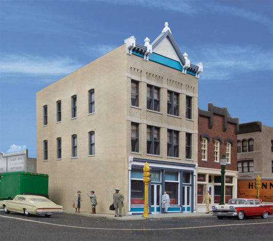 HO Scale Walthers Cornerstone Magnolia Hotel
