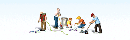 HO Scale Woodland Scenics Lawn Workers - Scenic Accents(R)
