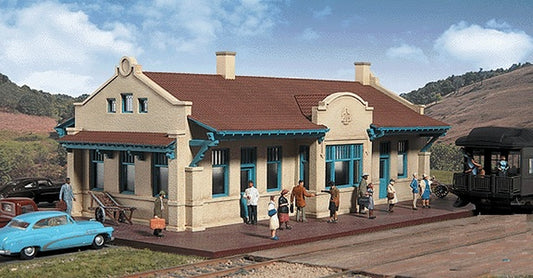 HO Scale Walthers Cornerstone Mission-Style Depot  #2920